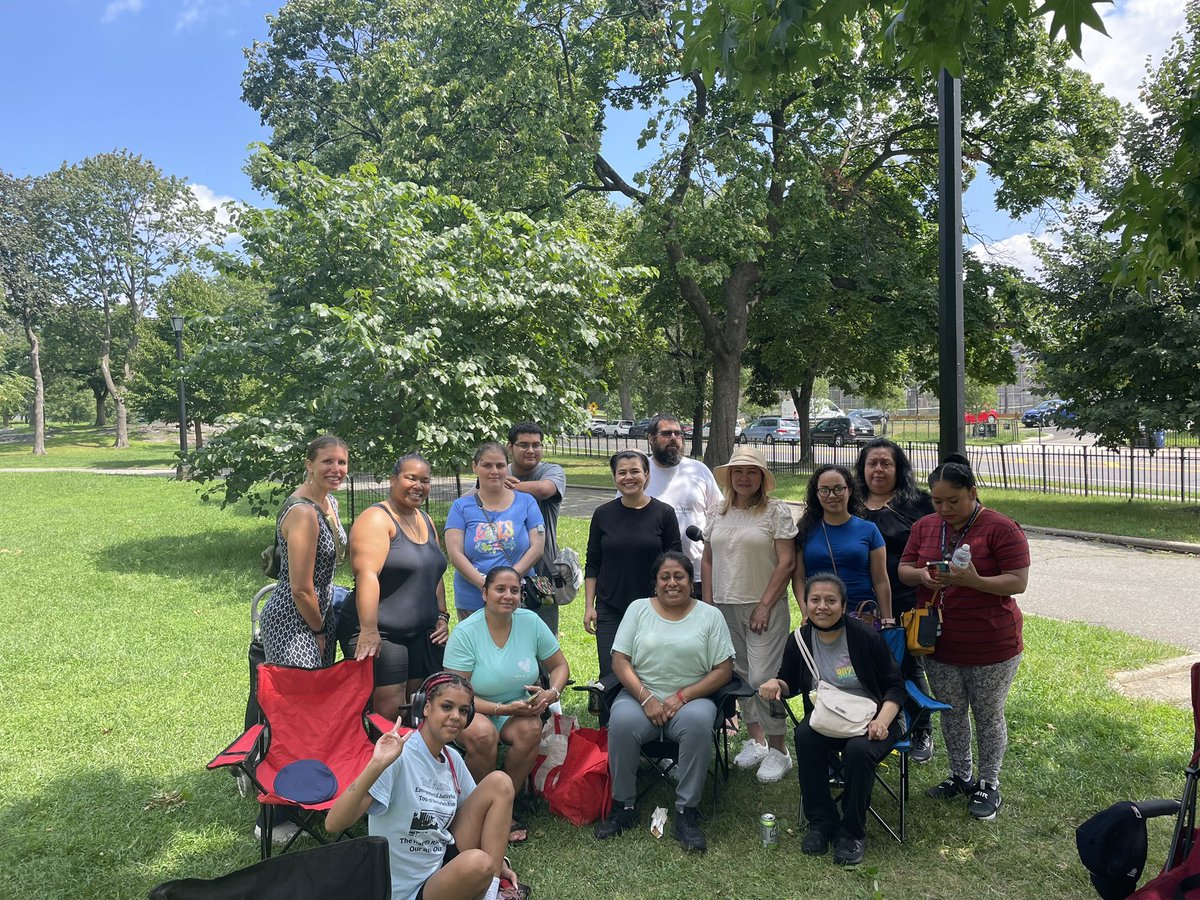 Grateful to connect in person with <a href="/HealBxSchools/">Healing-Centered Schools Working Group</a> and the amazing family healing ambassadors who have been leading healing work in schools for the past few years! Look forward to continuing the great work next year! #parentleaders <a href="/FlaviaPuello/">Flavia Puello-Perdomo</a> <a href="/TheDSCW/">Office of Community Supports and Wellness</a> <a href="/ItsShidaB/">Rashida Brown</a> <a href="/chauncyyoung/">chauncy young</a>