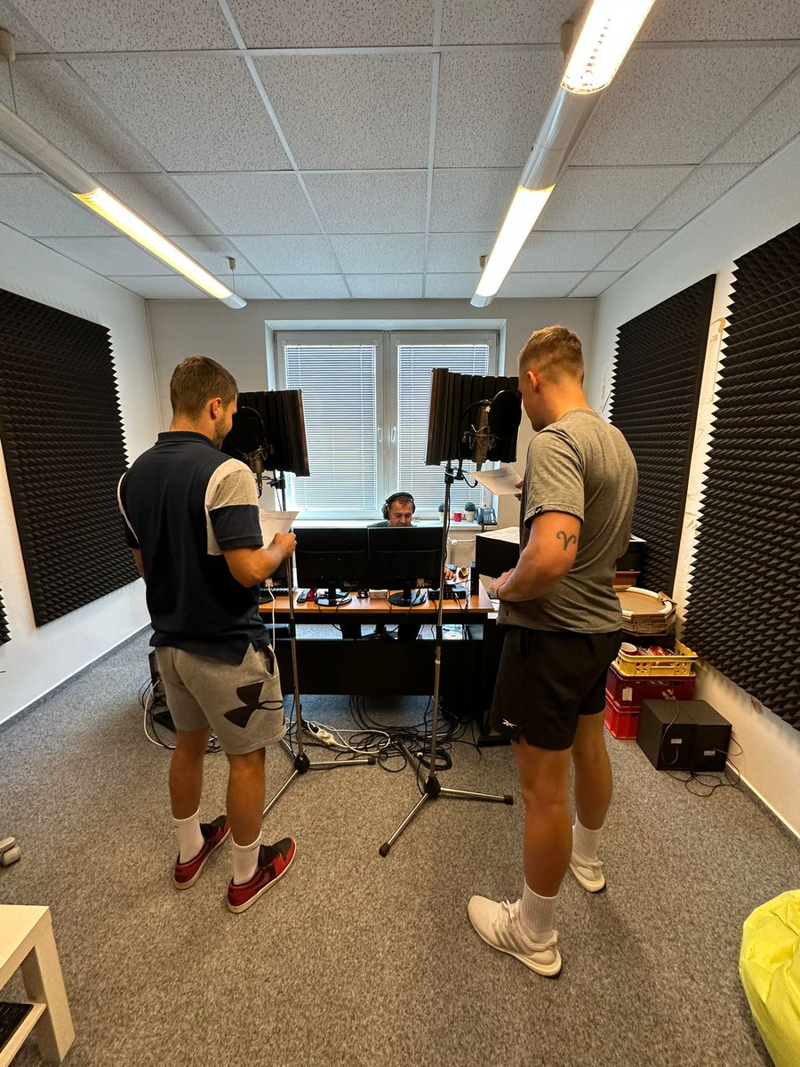 NHOSTRAVA2's tweet photo. 🎙 Od zítřejšího rána můžete slyšet na vlnách Hitradio ORION pozvánku od našich hráčů Štěpána Svobody a Mateje Majerčáka k výroční sezóně, kterou klub letos bude slavit. #nhostrava #tatrannashrad #hitradioorion https://t.co/27XtaVtARb