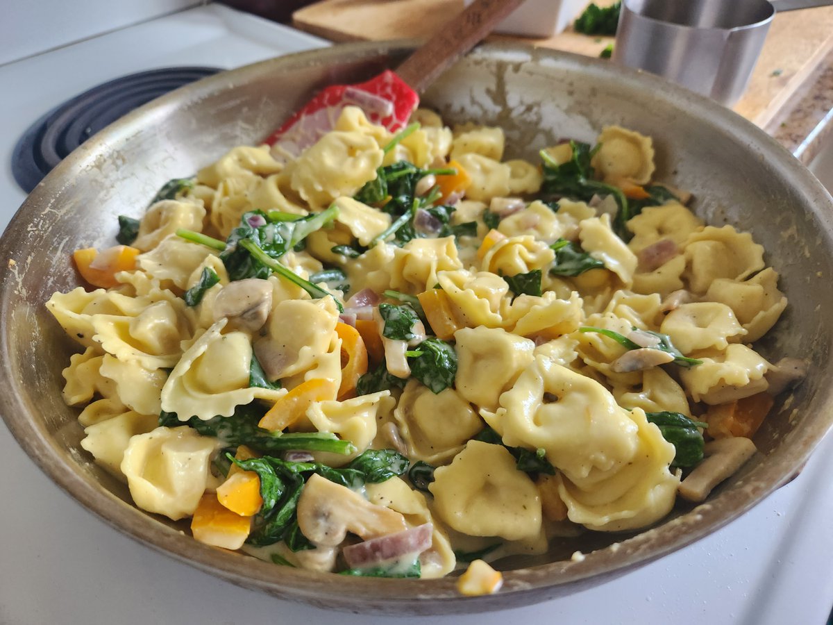 FlippingOSRS's tweet photo. Exciting News! @HelloFresh is sponsoring another video! Get healthy meals delivered right to your door, with over 40 different healthy meals each week to choose from!

Use code  POGFLIPAUG50  for 50% off plus Free Shipping! at https://t.co/wP76TSnT52
#HelloFreshPics, #ad https://t.co/tyrYTXj1se