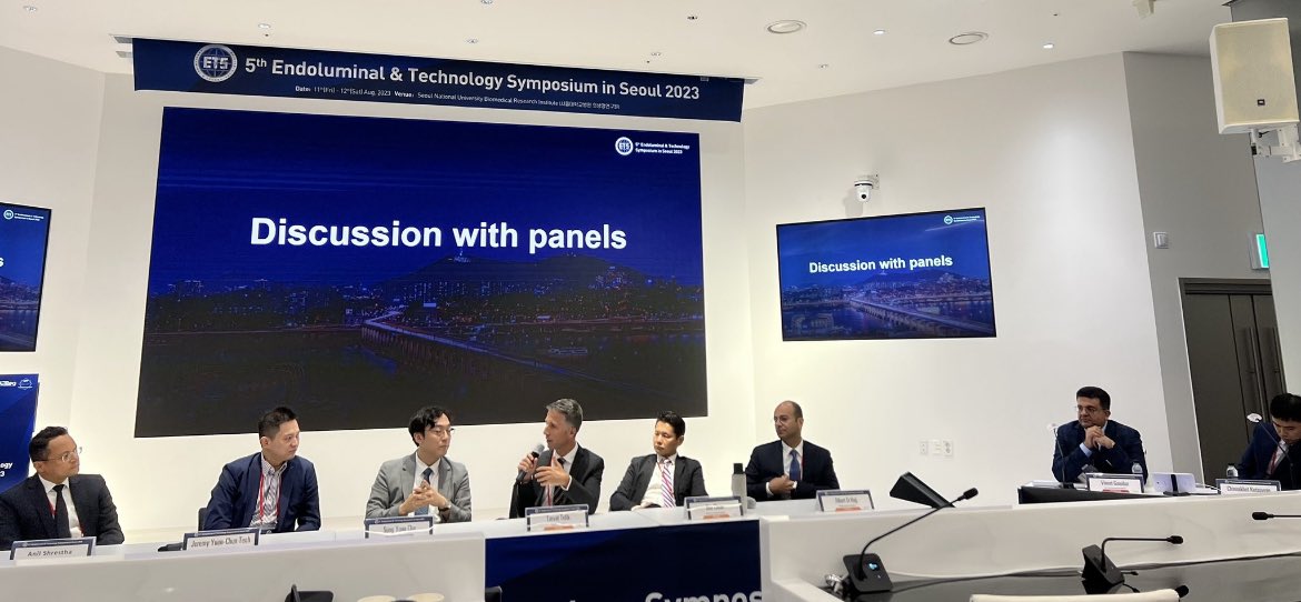 tzevattefik's tweet photo. Gr8t honor to be invited @kmoretry

Privilege sharing @itfuroloji experience

⏺️World I.Robotic Endourology Session! #ETS2023

🔥Competition&amp;Platforms

🇫🇷@DrAlbert #ILYRobot
🇺🇸 @DrBenChew #Monarch
🇹🇷 @tzevattefik #AvivennaRoboflex @elmedmedical
🇰🇷@kmoretry #Zamenix #RoenSurgical https://t.co/idYfAe0O3n