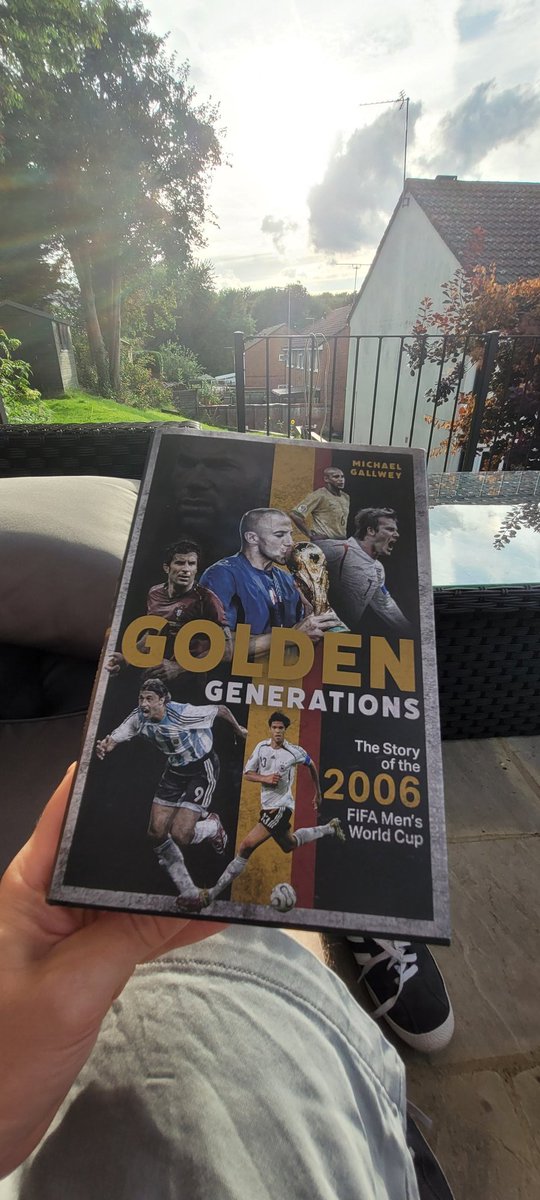 3LionsPodcast's tweet photo. A lot of memories coming back here (good and bad). ⚽️🏆
#GoldenGenerations
@PitchPublishing https://t.co/kOVkWi9j6r