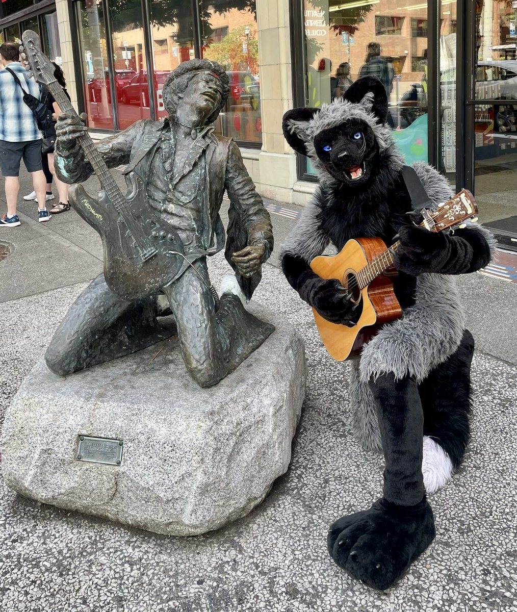 minstrelbill's tweet photo. For #FursuitFriday, here’s Vox and the Jimi Hendrix statue near downtown Seattle. Hendrix was a Seattle native. https://t.co/C1rRzfnxHj