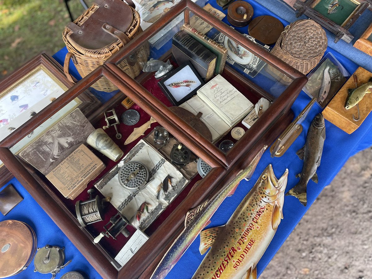 TreasuresFly's tweet image. Looking forward to signing books and selling antique tackle this Sat. Aug. 12th, 10-4 at the American Fly Fishing Museum’s @flyfishmuseum Summer Festival in Manchester, VT. Also seeing the film “Mending The Line” @mendingtheline #flyfishing #vintageflytackle #flyfishingtreasures