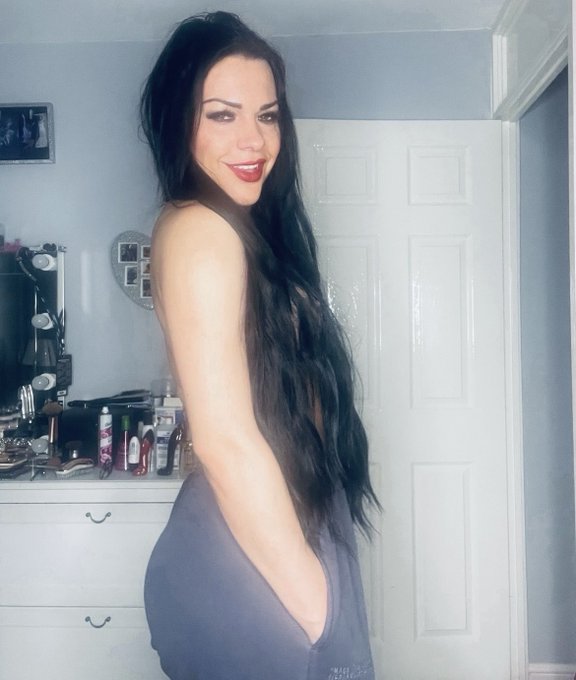 Extra AF hair extensions 🔥&hearts;️💋 https://t.co/viDFqtaZPn