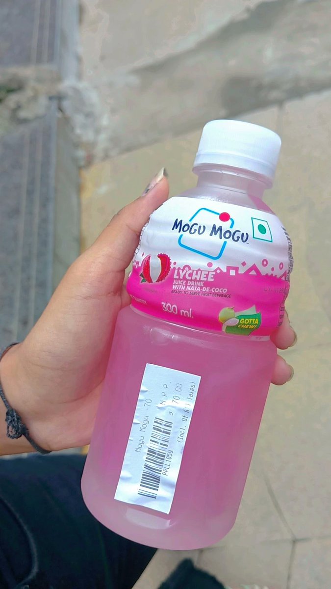 BTSabinak7's tweet photo. My favourite drink 😛 https://t.co/ANuDZse27l