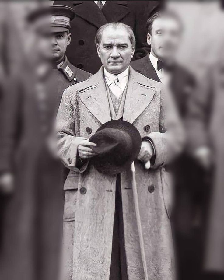TBtrakyali's tweet photo. Cumhuriyetimizin kurucusu ve sonsuza kadar tek önderi Başkomutan Mareşal Gazi Mustafa Kemal Atatürk https://t.co/40SOm6KVyI