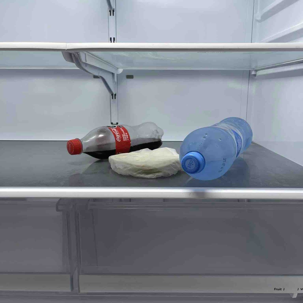 Guarromantico_'s tweet image. Cuando viva solo no diré nada pero habrá señales.