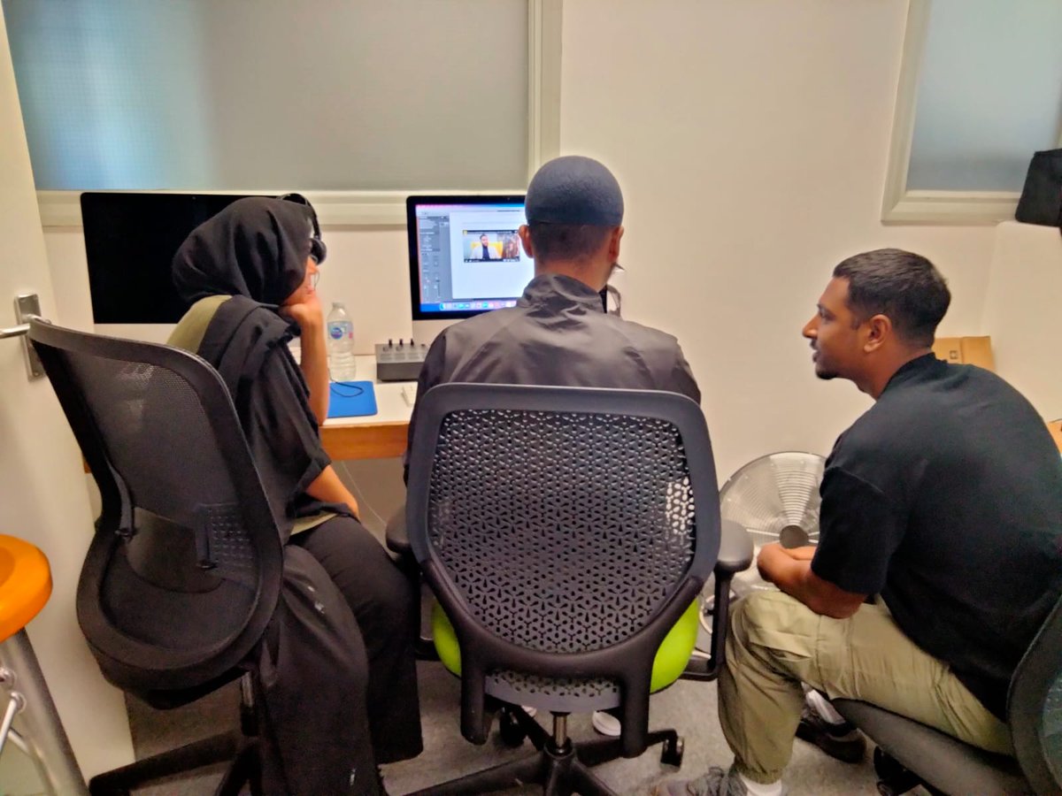 Young people were working with producer Bilal Shahid to produce their own music this week at The Manor. They worked with Logic Pro and Splice software to create their own unique sounds that will be played at our end of 'Summer Exhibition' on 24th August.