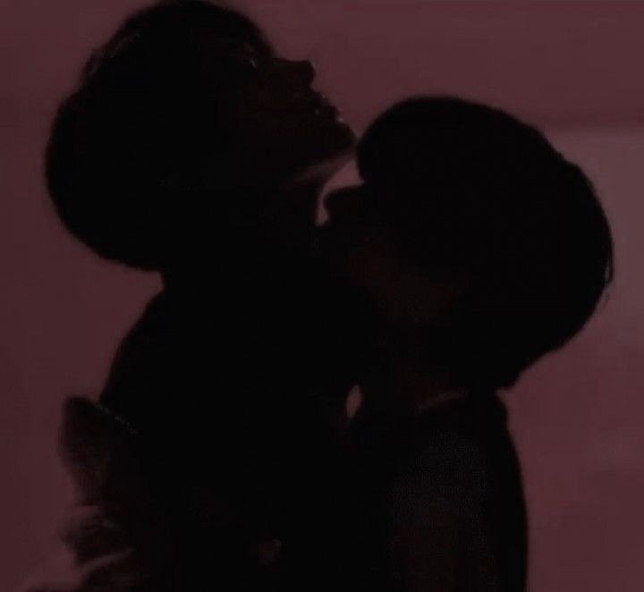 Yehope_'s tweet photo. Mini AU || yoonmin || Tony Montana

Dónde después de aquella icónica presentación de jm y Yg, las emociones estaban a flor de piel, tanto así que al finalizar el concierto, ambos fueron a celebrar a casa del mayor + https://t.co/dMqGD6f4jR