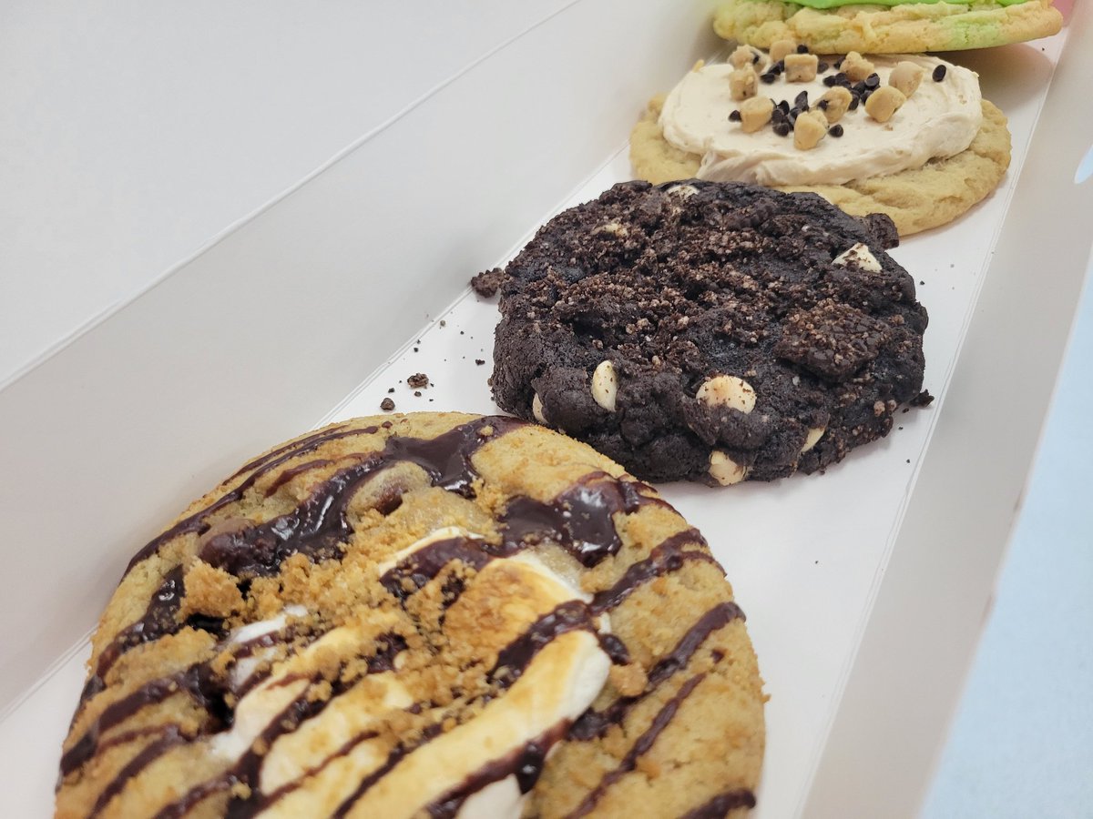 Cookies anyone? :3 @CrumblCookies