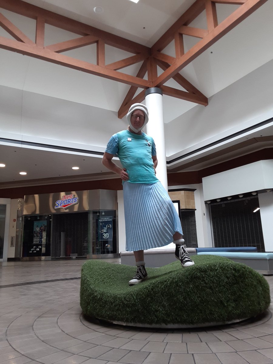 jeffchao228's tweet image. Quick outing, heading home, but not posting my new long skirt I was wearing at the Mall earlier, and you Libertarians, MAGA Communists, LaRouche Backers &amp;amp; MAGA Chuds can stuff it, #NonBinaryPride is my way of it and men CAN Wear Dresses &amp;amp; Skirts too will post on other platforms..