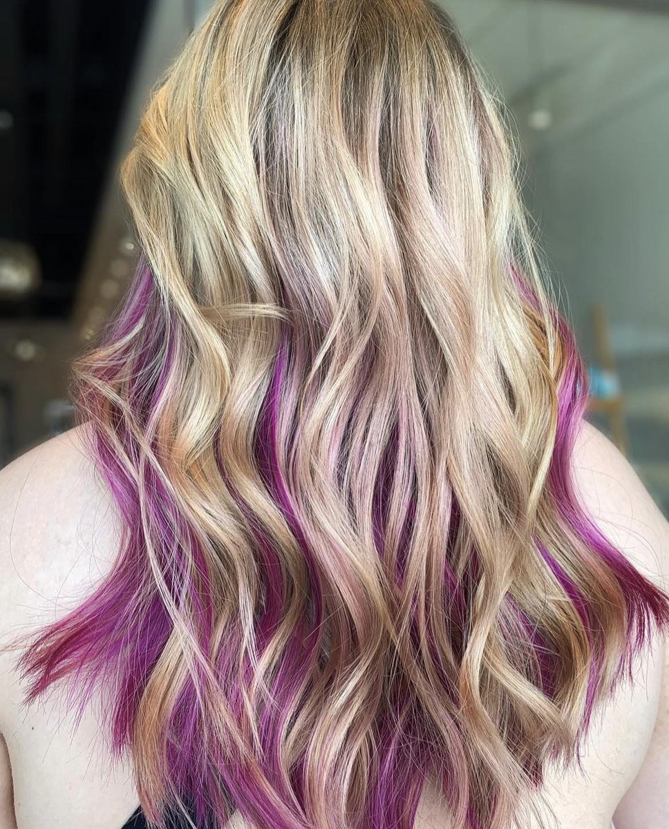 Unveiling the stunning Peel-a-boo magenta look crafted by Megan! 💇‍♀️💖

Book now: 📞 (506) 206-8855

vibrantsalonandspa.com

#VibrantSalonSpa #HairByMegan #PeelABooTrend #SalonGlow #Fredericton #Hairstyle #Newbrunswick #FrederictonSalon #hairstylist #hairdresser #Spa #hairtrend
