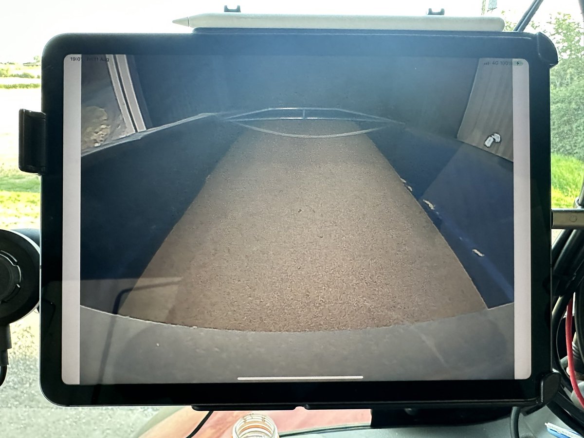 I do love having the wi-fi camera looking in the trailer, makes tipping so much easier when in door hole or other obstacles