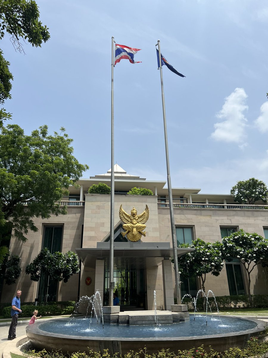 iakash29's tweet photo. Delighted to have attended the heartwarming Mother's Day event at the Royal Thai Embassy. Celebrated the spirit of motherhood while indulging in the rich, spicy, and diverse flavors of Thai cuisine. 

 #ThaiCuisine #MothersDayEvent #CommunitySupport #GivingBack https://t.co/AAcxSnGFm1