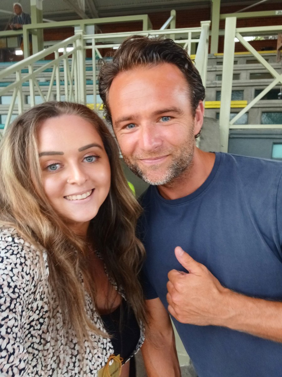 DannyMcFlyLover's tweet photo. YES, 1 OF OR 4 MCFLY BOYS. WHERE'S THE REST AHAH! 
Thanks Harry @mcflyharry ❤️❤️🤩 https://t.co/gKPR7xf6sm