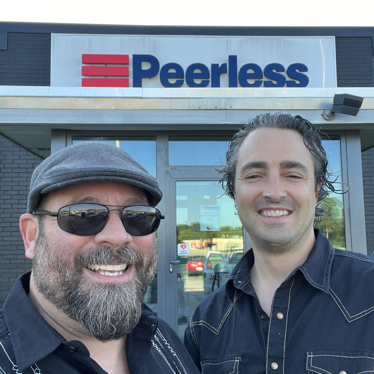 RoweFen's tweet photo. We spent the week in advanced training with Peerless! @PeerlessPI' mission is to be world-class innovators that deliver a best-in-class client experience unequaled, unrivaled, and American Made—being a single source providing value to our customers. https://t.co/5oX10ALUZL https://t.co/GtzxKfvfjR