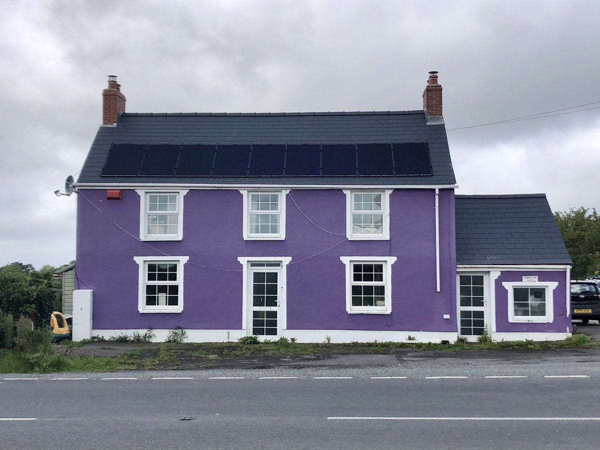 stubo37's tweet photo. #Narbeth to #Pembroke @SlowWaysUK trail completed today. Was expecting a 15 mile but turns into 18 due to footpath blockages and unsafe road walking. New route to be updated shortly and blockages reported to @Pembrokeshire council. #RightsOfWay #SlowWays https://t.co/KyuP86F03x