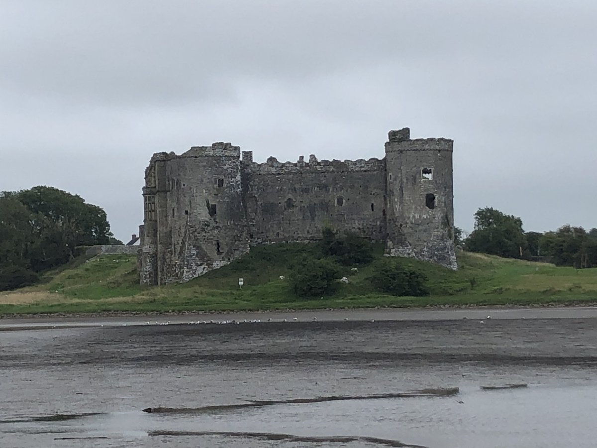 stubo37's tweet photo. #Narbeth to #Pembroke @SlowWaysUK trail completed today. Was expecting a 15 mile but turns into 18 due to footpath blockages and unsafe road walking. New route to be updated shortly and blockages reported to @Pembrokeshire council. #RightsOfWay #SlowWays https://t.co/KyuP86F03x