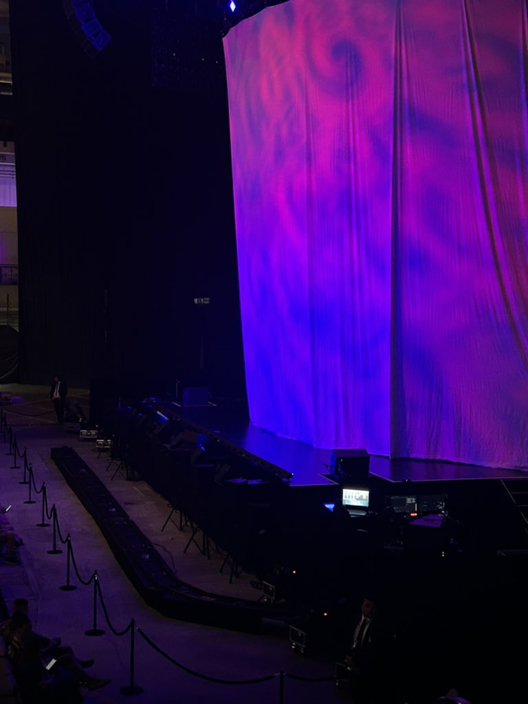 watson1106's tweet photo. Birthday treat with Peter Kay. Manda did well with these seats 👌🏻😉 https://t.co/tdAq4oFUPo