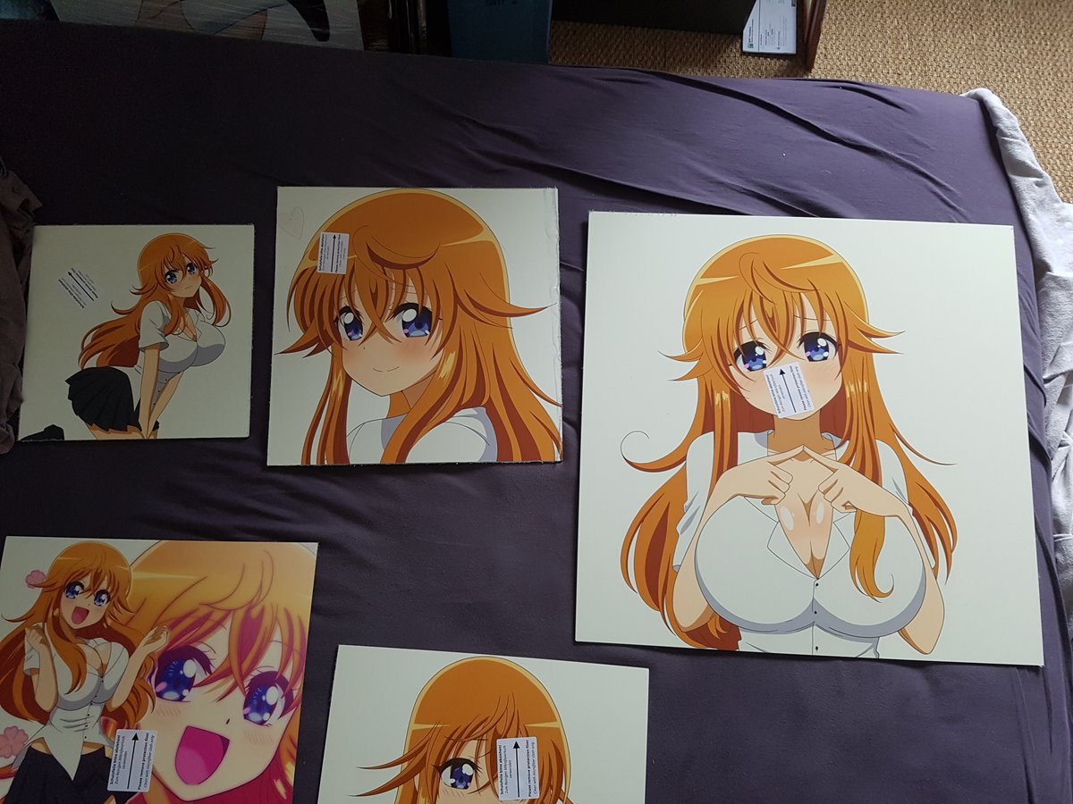 Midori_Chan__'s tweet photo. Today I received some new hard frames of Meiji work !
(the protection is still on it, that's why color are darker and why there is a white rectangle on them 😅) 🤩

Enjoy ! 😊

#Midori #oc #originalcharacter #commission #artwork #commissionnedart #frame #hardframe #animegirl https://t.co/rqyAFtylzg