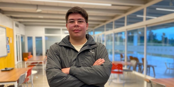 UtecGlobal's tweet photo. #Estudiante de #UTEC, Braian Elgarte, obtuvo una #beca #Botín de 🇪🇸
Desde Rivera #ITRN y con el asesoramiento de @matias_llp de #UtecGlobal, obtuvo una beca de @fundacionbotin
📰 Nota de @UTECuy: https://t.co/GhltNbW5ox
👏 ¡Le deseamos a Braian la mejor de las experiencias! 🎉 https://t.co/RnDgt74L6M