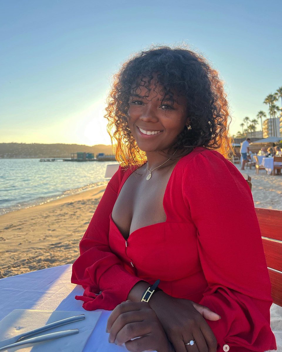 mariescss's tweet image. 