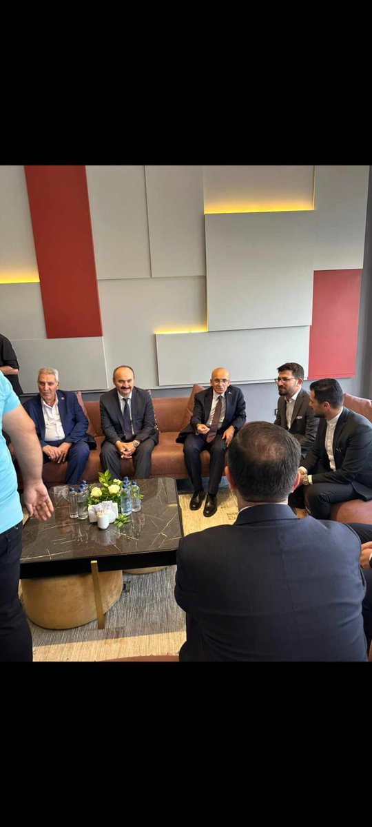 RMujdecioglu's tweet photo. Ramada Plaza By Wyndham otelimizin açılışını Sayın Bakan @memetsimsek, Sayın vekiller @fnasiroglu, @dr_ishaksan, @AvSerkanRamanli ve Sayın valimiz Ekrem Canalp’ın katılımları ile gerçekleştirdik. Hayırlı olmasını dilerim. @erzeniavm https://t.co/YUXqwS0J0w