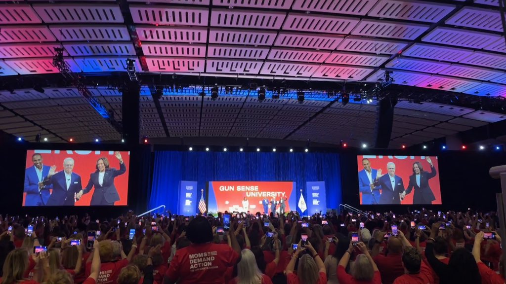 What an honor to hear from the @VP about her commitment to gun safety with thousands of fellow @MomsDemand and @StudentsDemand volunteers at #GSU2023.