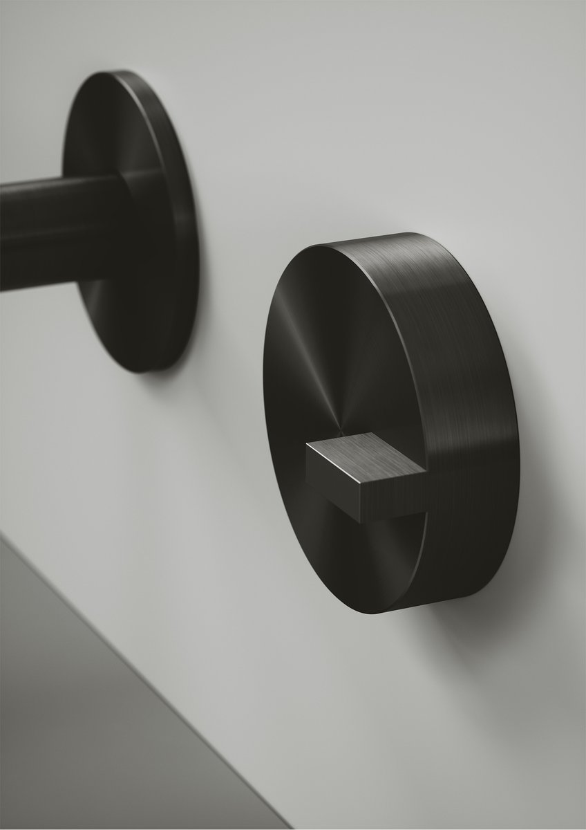 BluBathworks's tweet photo. Formal essentiality, attention to detail, and advanced technological solutions. The Q collection represents the aesthetic synthesis and the design process. Two pure geometric shapes, superimposed and aligned, form a new architectural model.
#modern #italiandesign #stainlesssteel https://t.co/4D27kBaZbr