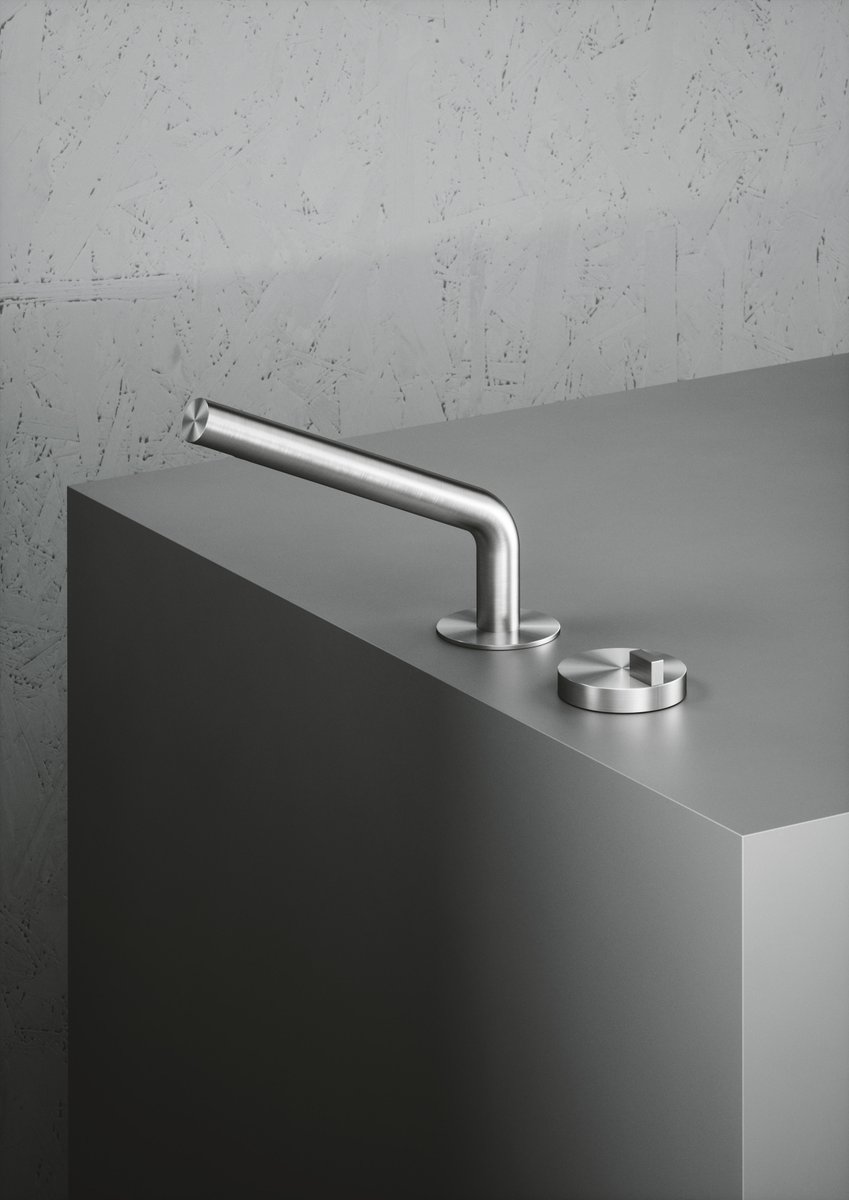 BluBathworks's tweet photo. Formal essentiality, attention to detail, and advanced technological solutions. The Q collection represents the aesthetic synthesis and the design process. Two pure geometric shapes, superimposed and aligned, form a new architectural model.
#modern #italiandesign #stainlesssteel https://t.co/4D27kBaZbr