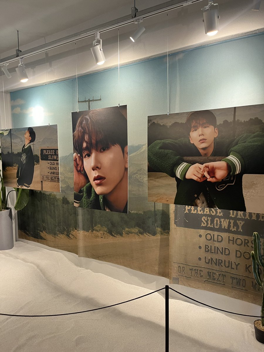 CHARMINGKYUN's tweet photo. 그동안은 기현이 담은 순간 이었지만 이번에는 기현을 담은 순간이라 더욱 새롭고 특별했던 전시회, 항상 여러가지로 몬베베에게 좋은 추억을 만들어줘서 너무 고맙고 사랑해 ♡⁼³₌₃ 전시회 구성이랑 사진들 다 너무 좋았고 덕분에 행복한 하루였어요🫶🏻😻 #기현 #기현_11월을담은순간 #기현_전시회 https://t.co/q5oC4U1pYW