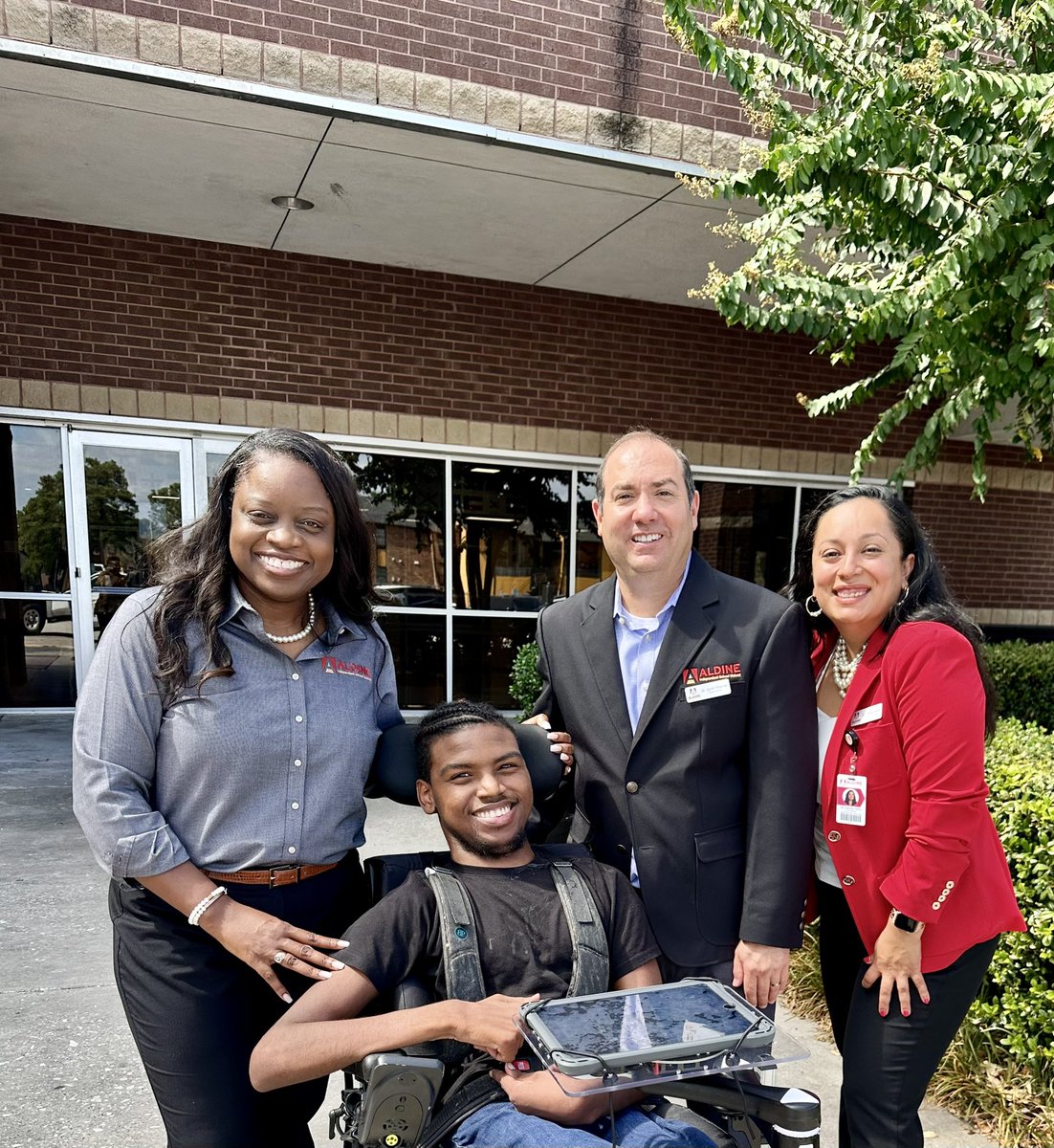 drgoffney's tweet photo. #SwoopSwoop is sounding and looking different this year! Loved hanging out with my superintendent student ambassadors, the yearbook crew, football leaders, senior officers, drum line and dancers while visiting @Eisenhower_AISD! #myAldine https://t.co/M3qNj8pwRE