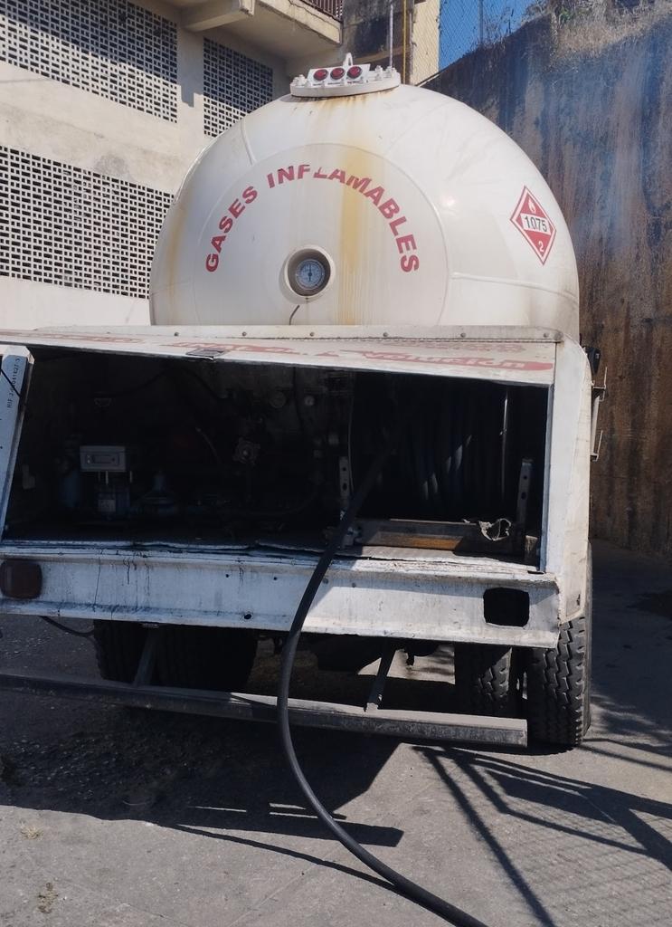 <a href="/laregionweb/">Diario La Región</a>  Gas Miranda con el transporte accidentado, mantiene a la población sin suministro por más de 15 dias, en cambio, gas para comercios  con transporte nuevo