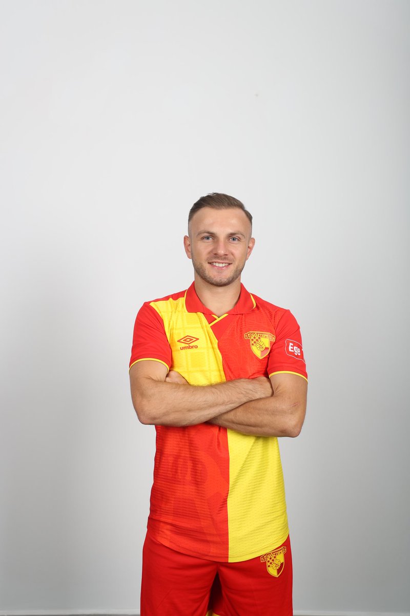 Celilyuksel55's tweet photo. Elbet Bir Sabah..💛❤️ https://t.co/hA9CXDUJTc