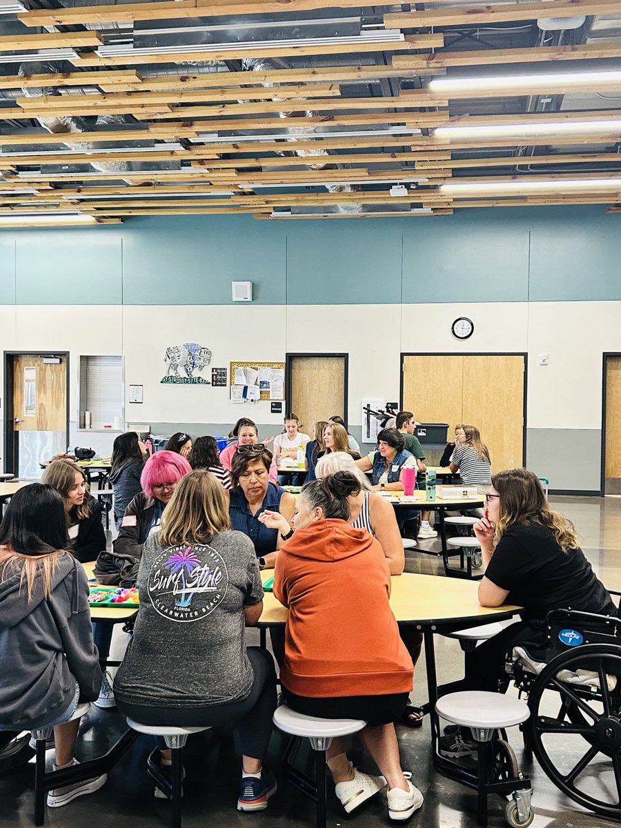 SVVSD Community Schools tweet media