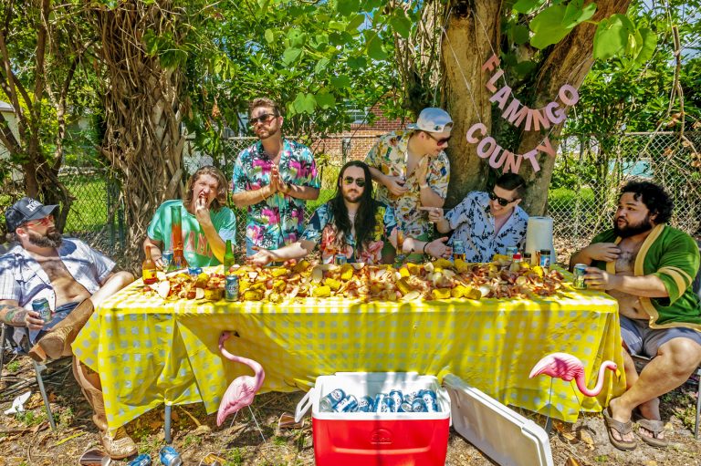 Matthew Lowry Release Tongue-In-Cheek Alt Rock Music Video for “All My Friends Are Selling Out”
Today Matthew Lowry releases the music video for “All My Friends Are Selling Out.”

spinstrackingsystem.com/stssite/matthe…