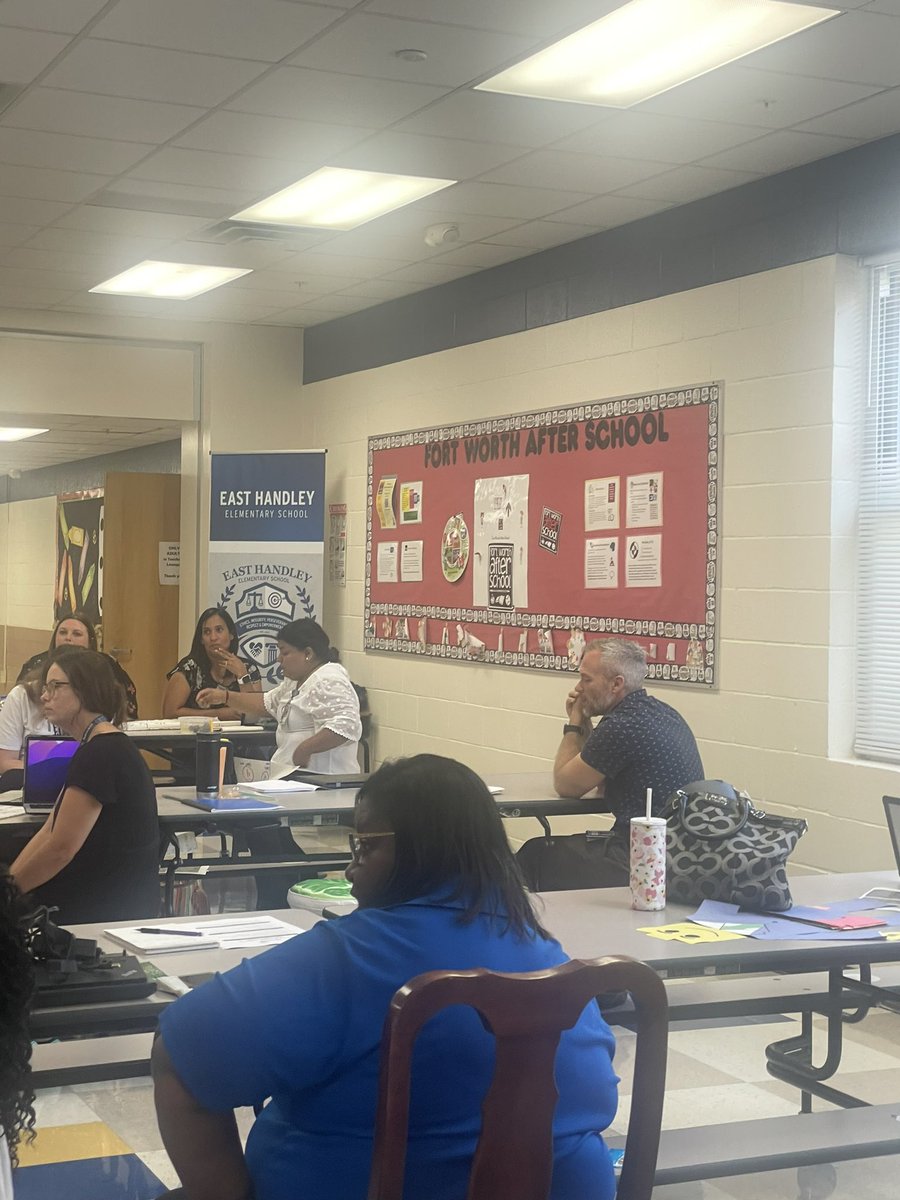 Deborah Traylor tweet media