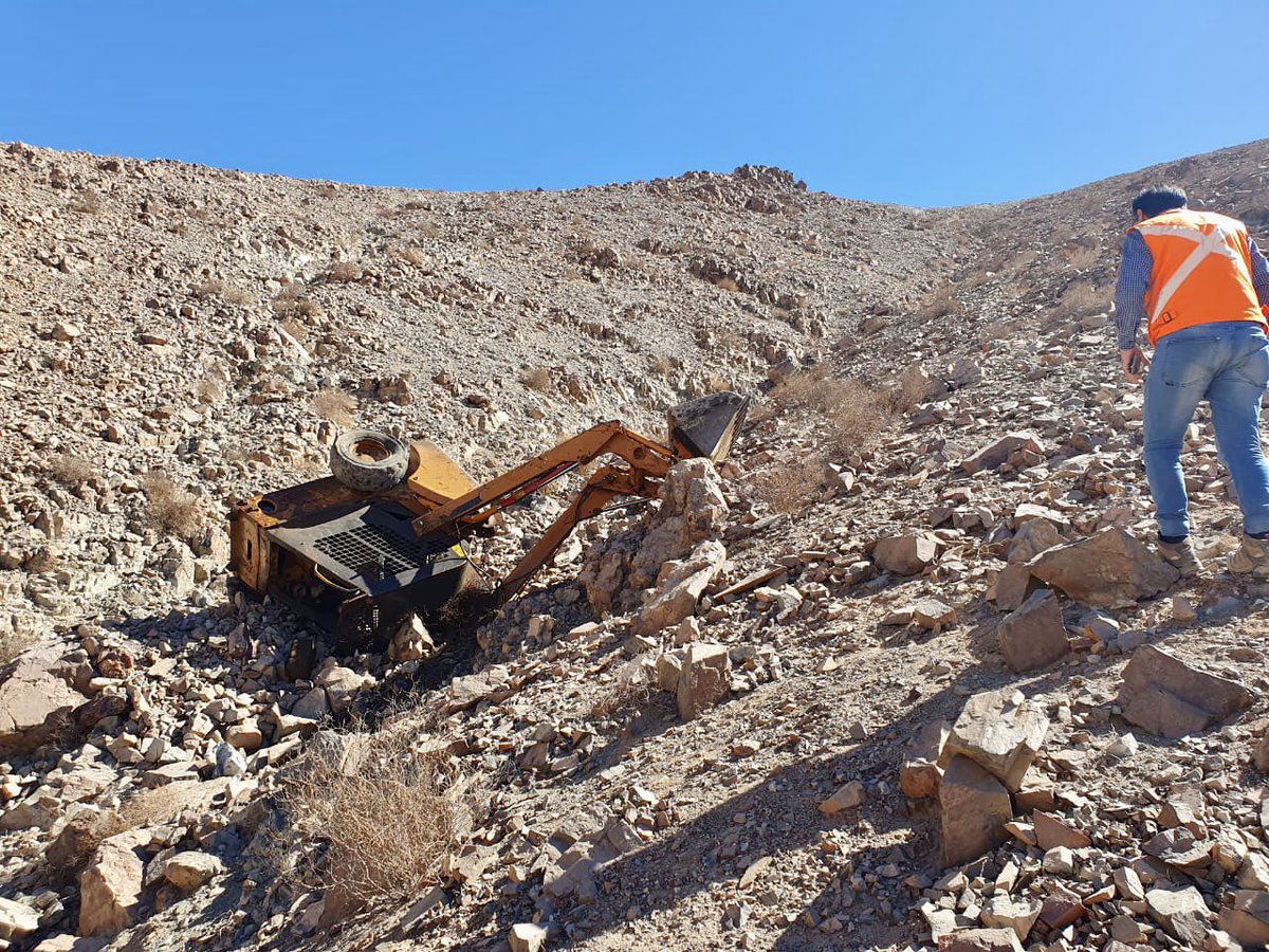 drtatacama's tweet photo. 📢 Fiscalización en terreno de Inspección Provincial del Trabajo de Copiapó, funcionarios efectúan investigación de accidente de trabajo fatal ocurrido el día de ayer, en la comuna de Caldera. @DirecDelTrabajo #direcciondeltrabajo #trabajodecente https://t.co/PcpSSpHBu4