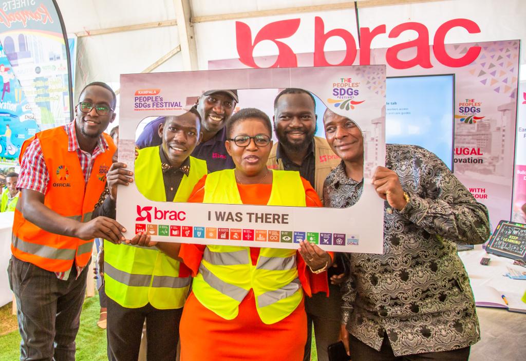 douglas_otata's tweet photo. Thanks to @BRACworld @brac_uganda for paying for the whole of my secondary education, now I have become of age, developing amazing technologies, from making LiZ,the best electric car on the planet till now, then Kasuubo-x helicopters the first in Uganda and now Eyebyorets https://t.co/U0ss6IhIgy
