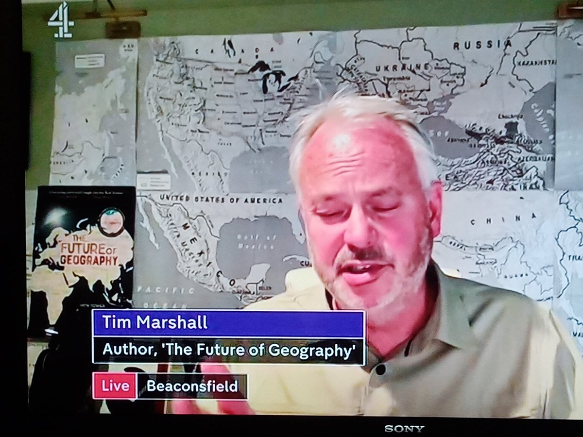 Just watching @Itwitius (sorry for the pic! ) talking on @Channel4News with @mattfrei on how terrestrial geo-politics are reflected in the new space race to the moon's south pole. #geographyteachers