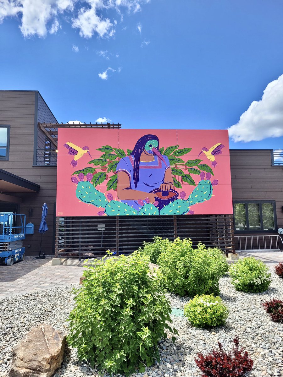 5BHunger's tweet photo. Thank you so much to the amazing Boise artist,
Miguel Ameida for the beautiful new mural!!!
#RichHistoryofMexico #BoiseArtist #MexicanCuisine #MuralArt #BloomCommunity https://t.co/Yj1Rt3wgJk