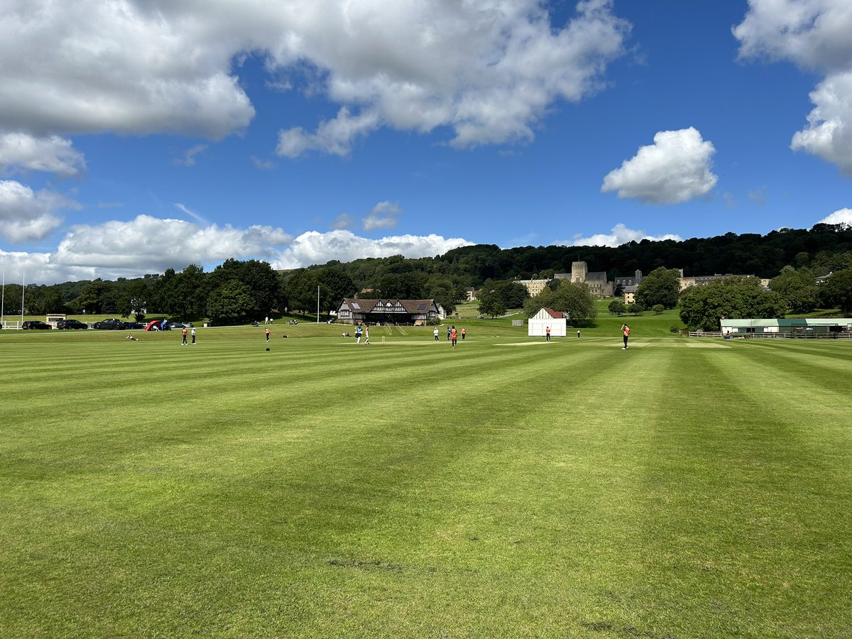 AmpleforthSport's tweet photo. The last 6 days saw some great cricket played in the valley for the U14s & U15s Yorkshire Regional Cricket Festivals π
Roll on Sunday for the next one!!
@YorkshireCCC
#YorkshireRegionalProgram #AmpleforthCollege https://t.co/ASl7yJCpDK