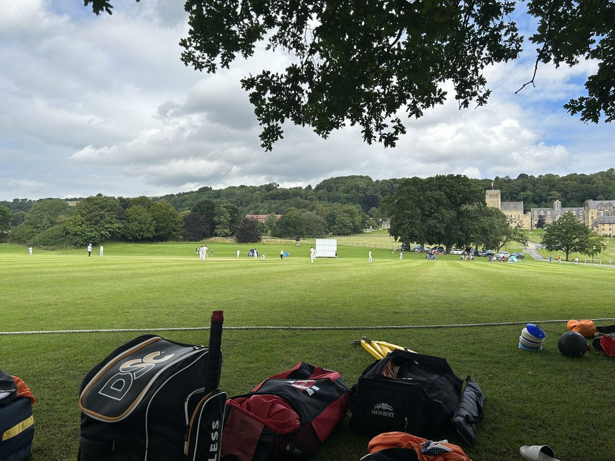 AmpleforthSport's tweet photo. The last 6 days saw some great cricket played in the valley for the U14s & U15s Yorkshire Regional Cricket Festivals π
Roll on Sunday for the next one!!
@YorkshireCCC
#YorkshireRegionalProgram #AmpleforthCollege https://t.co/ASl7yJCpDK