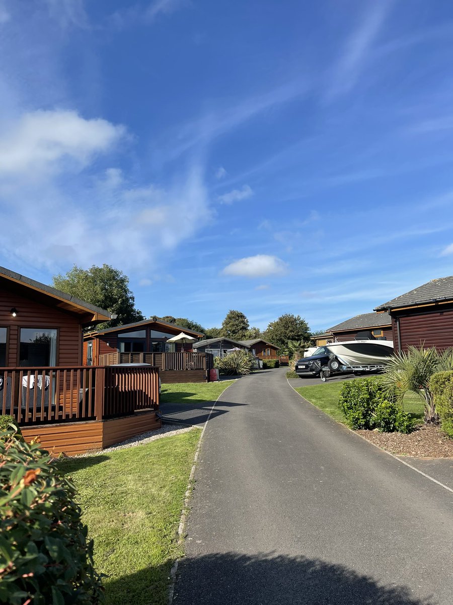 ☀️Hello Sunshine! It’s been lovely day at Whitehill Country Park today!☀️