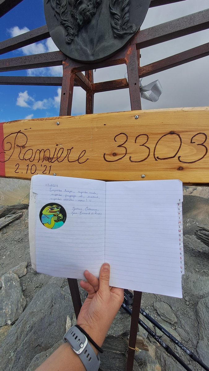 legolas1338's tweet photo. @iEx_ec est maintenant présent en haut du Colle de Ramiere en Italie ! https://t.co/mSjLBcf23y