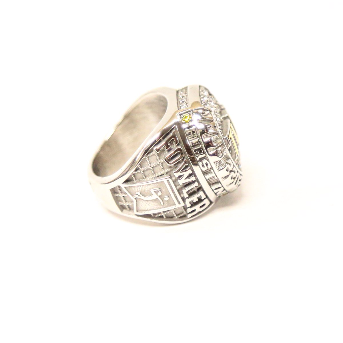 TLU_VB's tweet photo. A special delivery 😍🤩 #RingSzn💍 

#TooLiveU | #PupsUp https://t.co/ymSohv0oTK