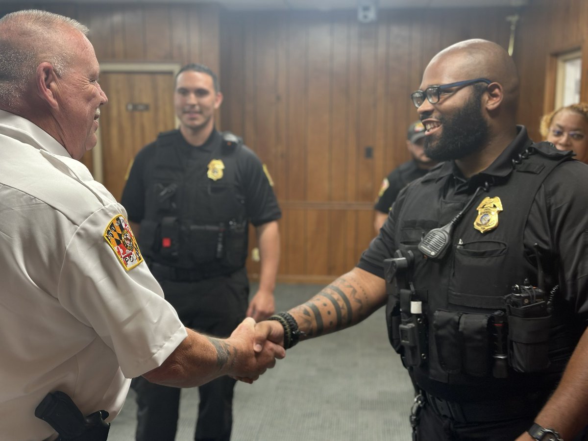 🌟 We are thrilled to extend a warm welcome to our new police officers joining the esteemed New Carrollton Police Department! 👮‍♀️👮‍♂️ Your dedication, commitment, and passion for serving and protecting the community are truly commendable. We are honored to have you on board.