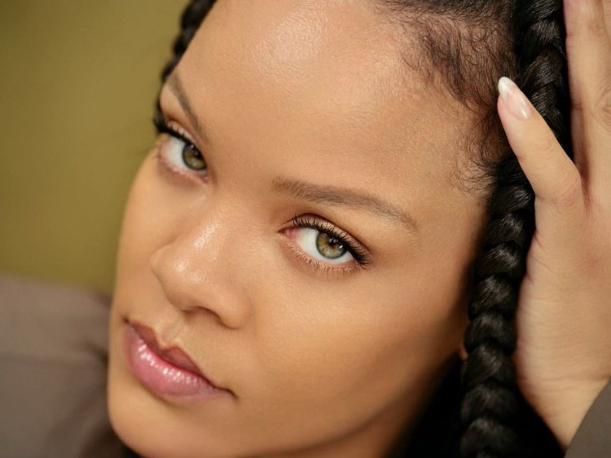 Rihanna (@rihanna) on Twitter photo EAZE DROP just got easier!!
Introducing #EAZEDROPSTICK for all the eaze drop lovers, no makeup-makeupers, on the goers, I woke up like thisβers, I donβt got timers, no filterβers, and the FaceTime me anytimeβrs!
Available NOW at <a href="/fentybeauty/">Fenty Beauty</a> and @sephora EAZE DROP just got easier!!
Introducing #EAZEDROPSTICK for all the eaze drop lovers, no makeup-makeupers, on the goers, I woke up like thisβers, I donβt got timers, no filterβers, and the FaceTime me anytimeβrs!
Available NOW at <a href="/fentybeauty/">Fenty Beauty</a> and @sephora