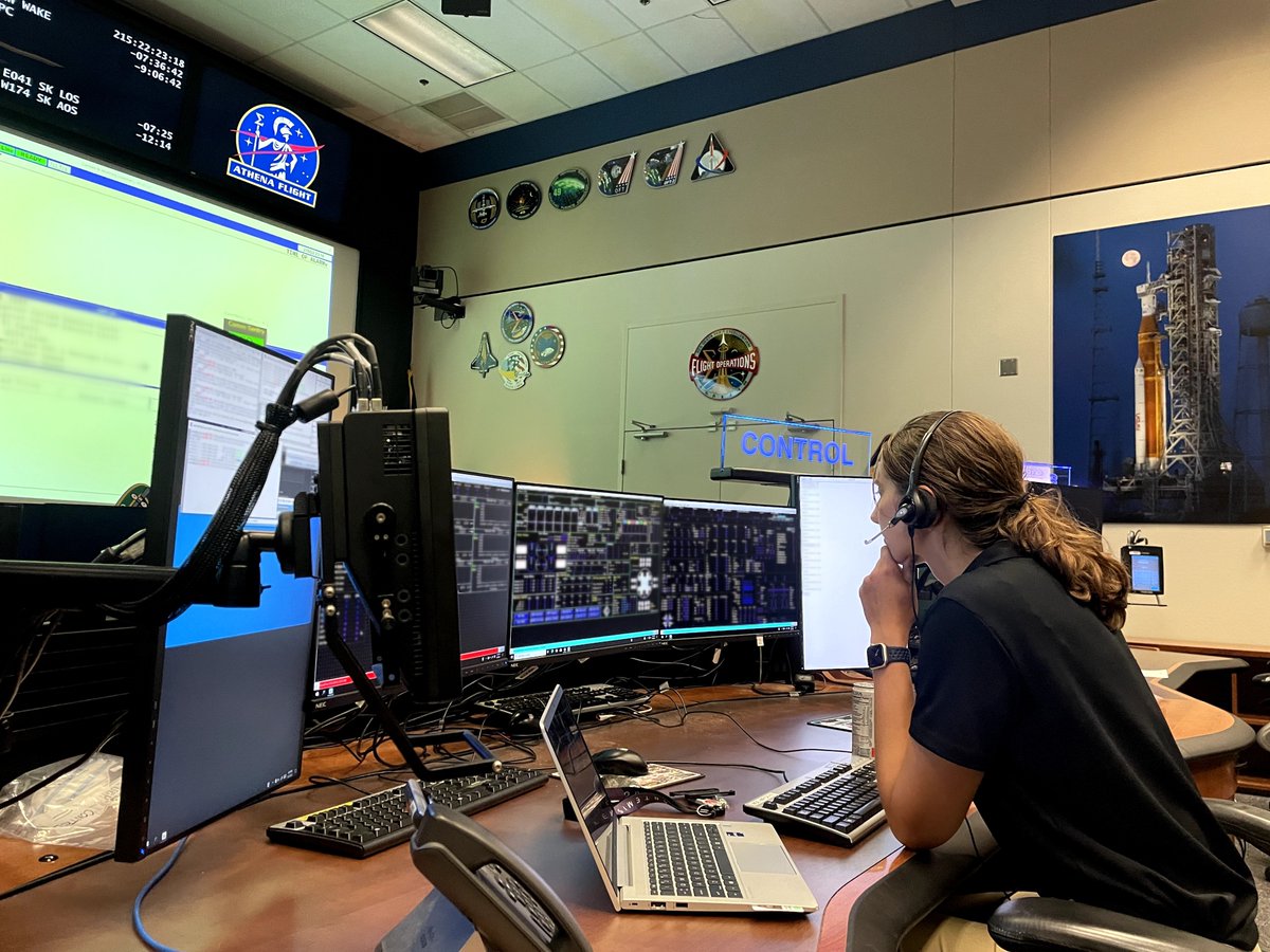 Isabella Palm is a fourth year at the University of Illinois majoring in Aerospace Engineering. This summer, she has been working with the Guidance, Navigation, and Control flight controller teams to develop displays for the Mission Control Center during the Artemis II mission.