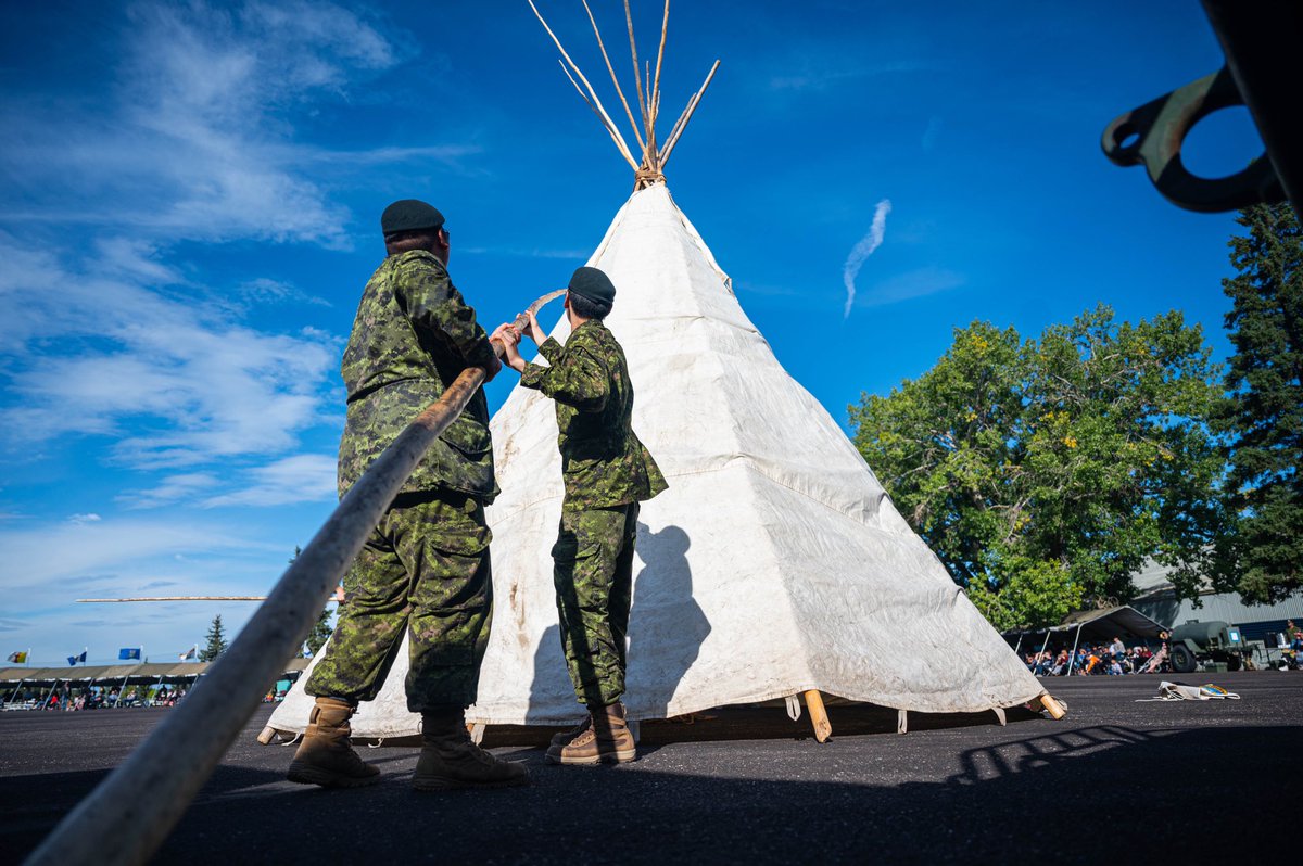 3CdnDiv3DivCA's tweet photo. Congratulations to 2023's Bold Eagle graduates! It was our privilege to watch you learn and grow over the last 6 weeks. No matter where your next path leads, we are grateful that we stood beside you for this short time. https://t.co/YXbIM5oCU4